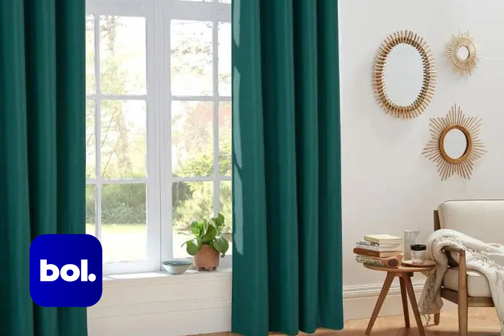 Bespaar geld met isolatiegordijnen