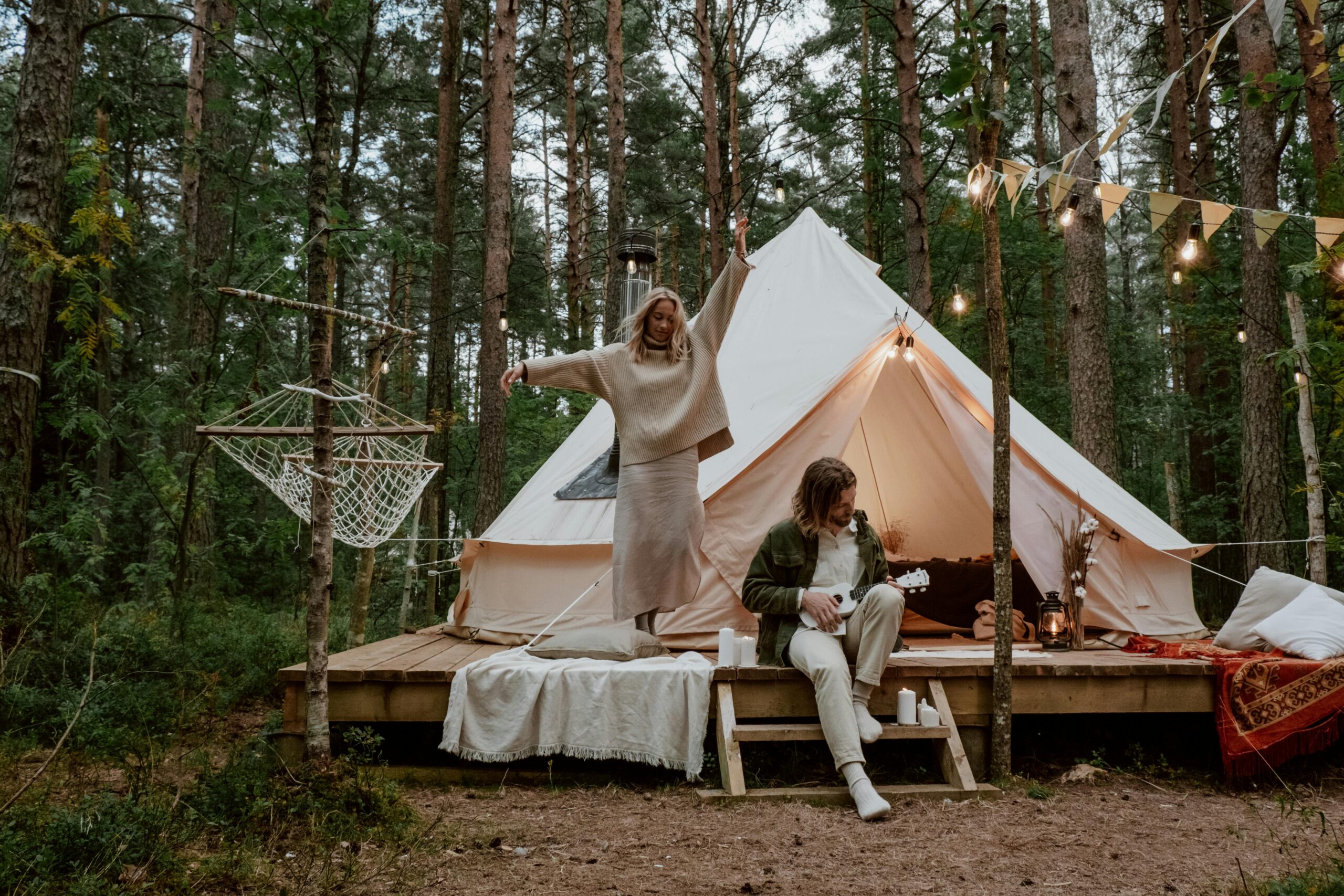 Glamping of kamperen op budget: Luxe voor minder geld